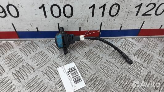 Кнопка аварийки nissan navara D40 (95A11I501)