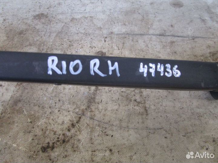 Поводок стеклоочистителя передний правый Kia RIO 2