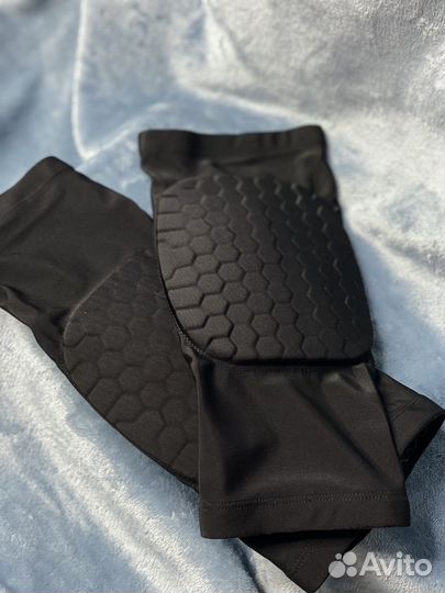 Наколенники