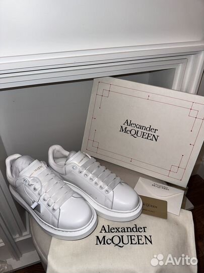 Alexander mcqueen