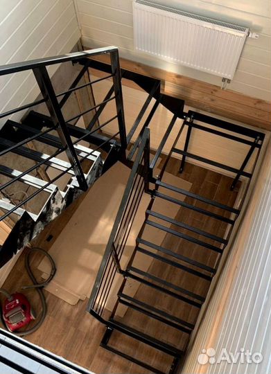 Лестница в коттедж