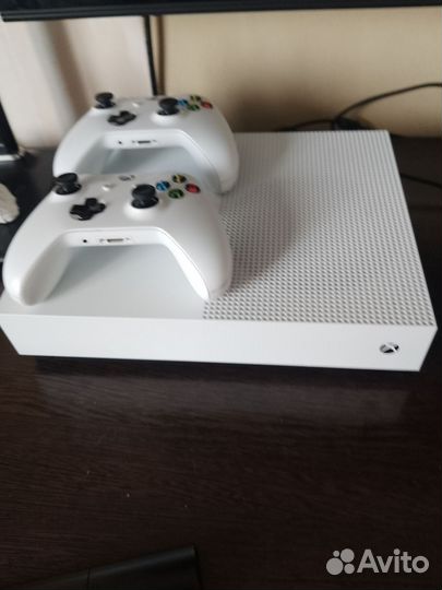 Xbox One s 1tb all digital
