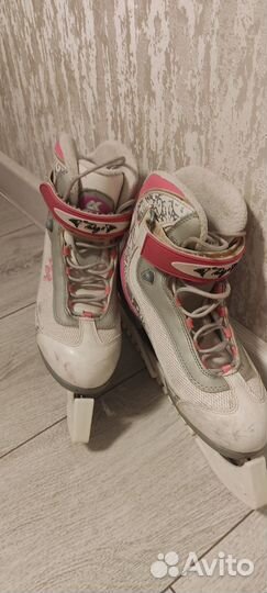 Коньки фигурные детские 35 размер