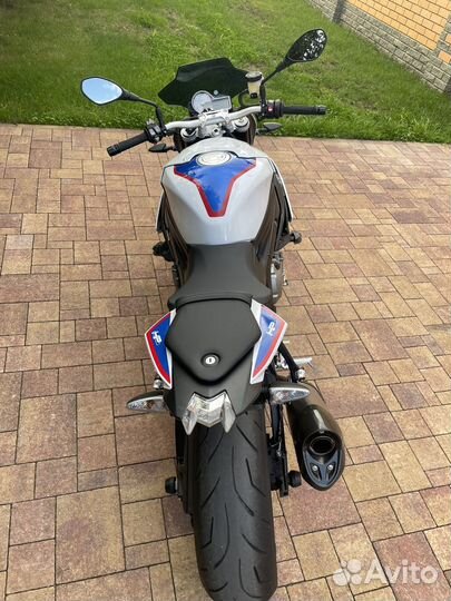 BMW S1000R