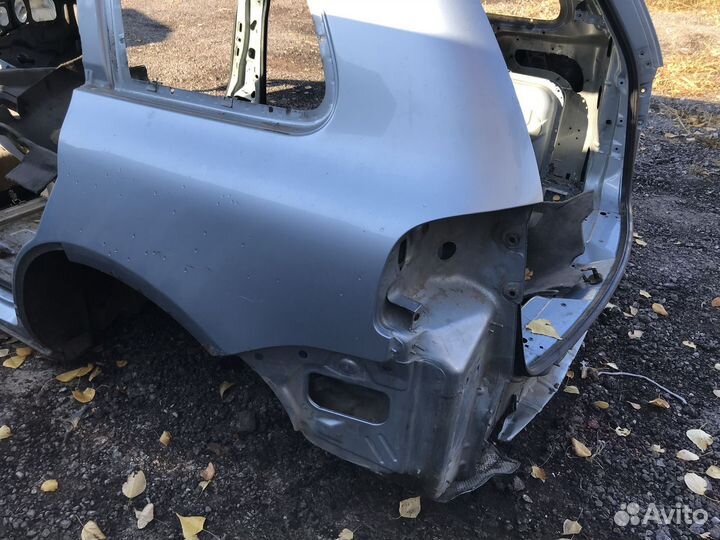 Четверть задняя левая Volkswagen Touareg 2,5 bac