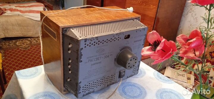 Винтажный телевизор 1960-х годов