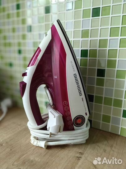 Утюг redmond не греется