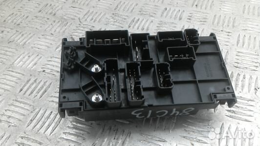 Блок предохранителей subaru forester 3 (84C13M101)