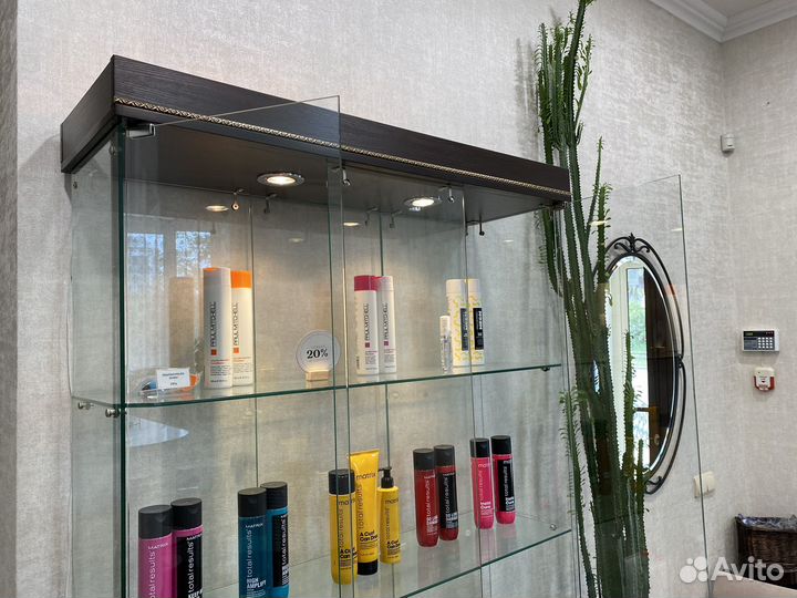 Шкаф витрина 2-х дверная