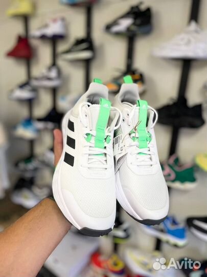 Баскетбольные кроссовки Adidas ownthegame 2.0