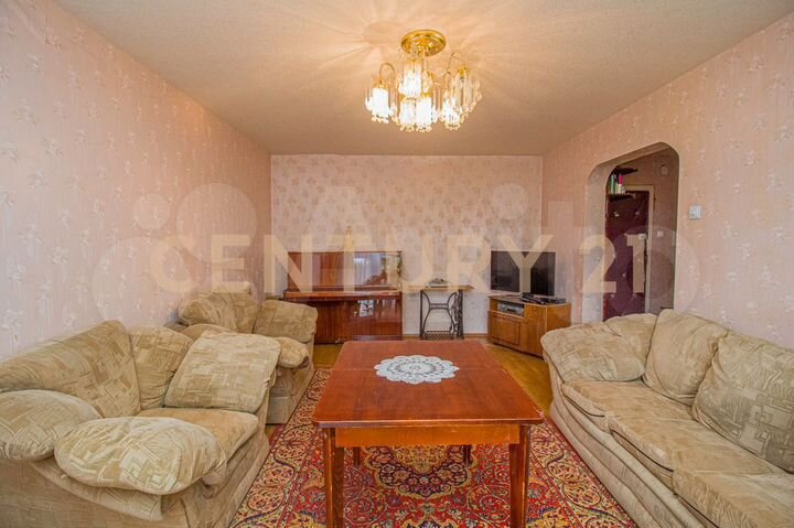 4-к. квартира, 100 м², 1/15 эт.