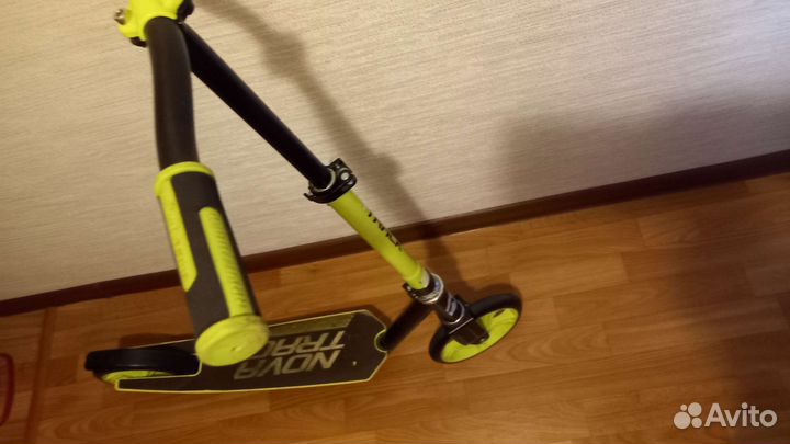 Самокат новатрек