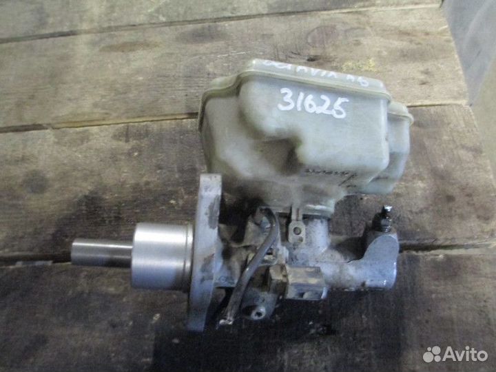Цилиндр тормозной главный Audi A3 8P1 2003-2013;A3