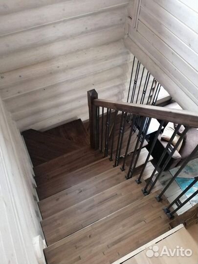 Лестница на второй этаж на заказ