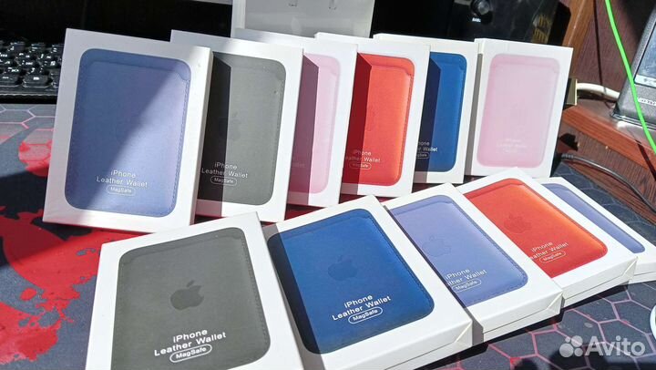 Кожаный картхолдер