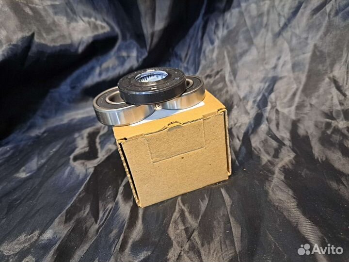 Оригинал комплект подшипников и сальник Самсунг