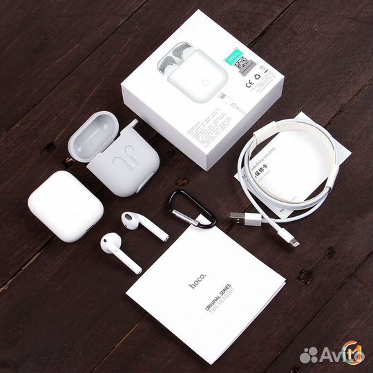 Беспроводные наушники AirPods