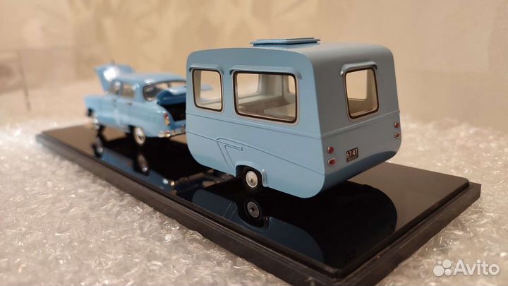 Волга Газ 21 с прицепом 1:43