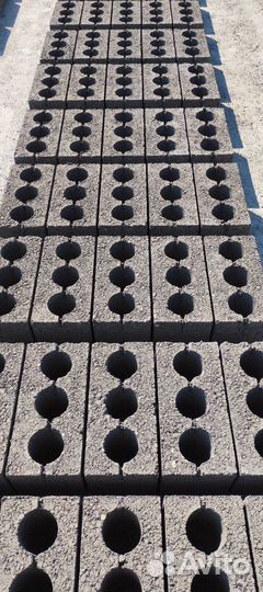 Блоки для строительства стеновые вибропрессованные