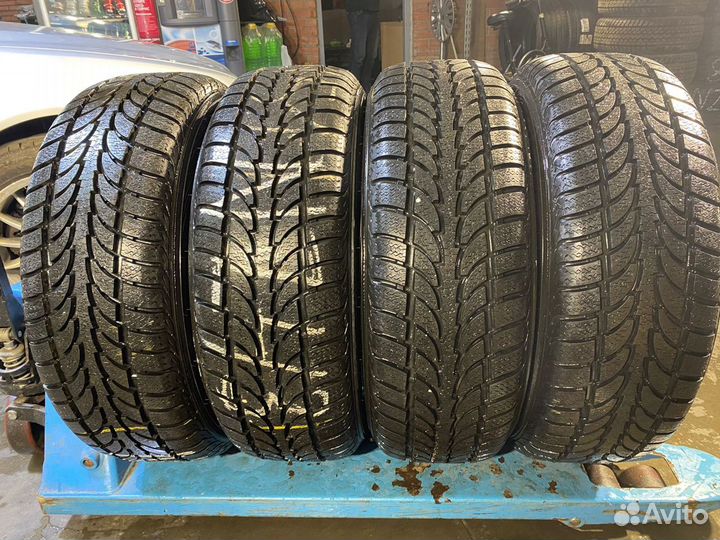 Minerva Eco Winter SUV 235/65 R17 108V