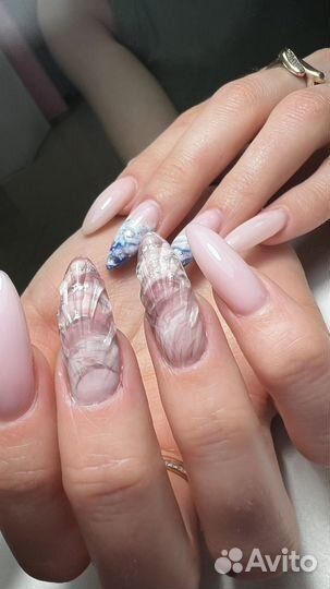 Модель на маникюр оплата только за расходники