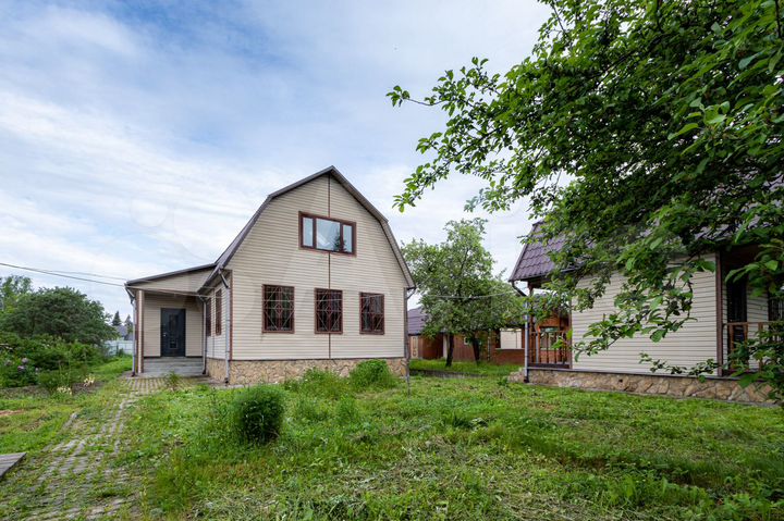 Дом 102 м² на участке 18,8 сот.