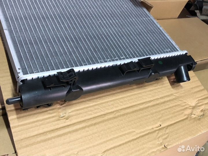 Радиатор охлаждения двигателя lancer 10 лансер 10