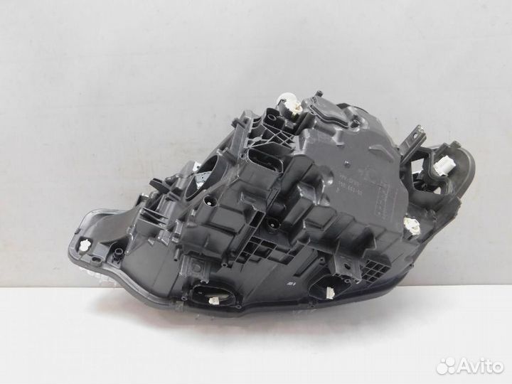 Фара правая BMW 3-Series/M3