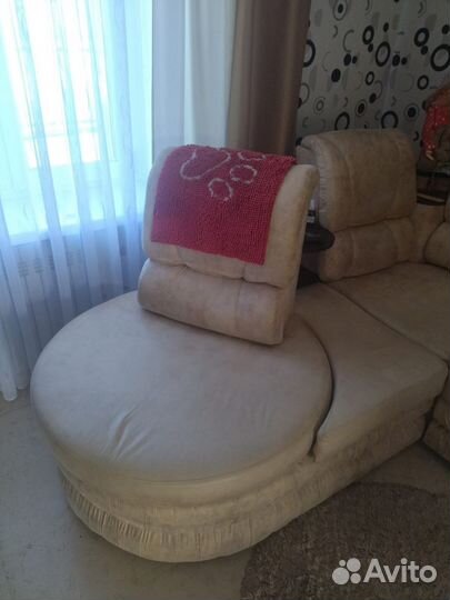 Угловой диван