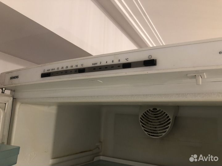 Холодильник siemens