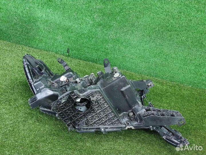 Фара левая Toyota Land Cruiser Prado