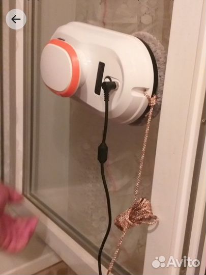 Робот для мытья окон