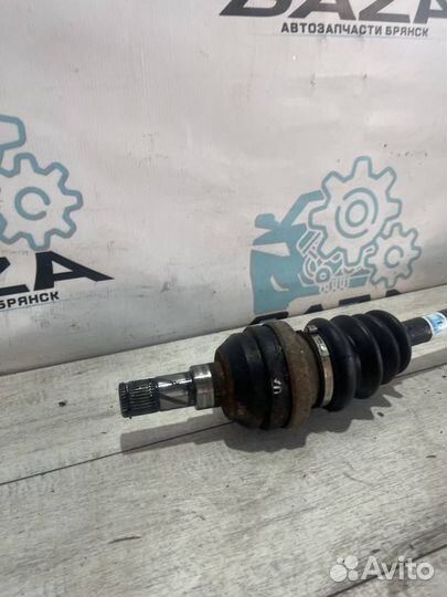 Привод передний правый Chevrolet Lacetti