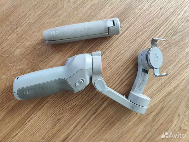 Стабилизатор DJI osmo Mobile 4 для смартфона