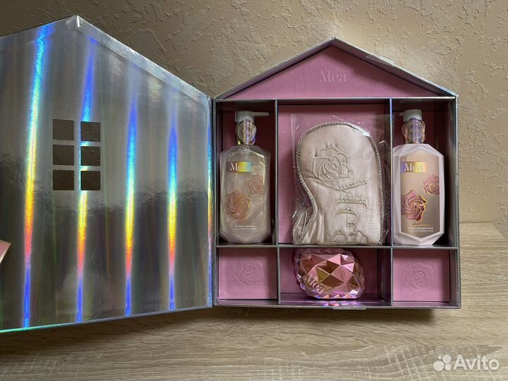 Набор подарочный парфюмерный в подарок