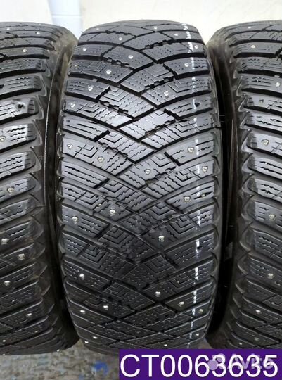 Goodyear Ultragrip Ice Arctic 215/60 R16 96T
