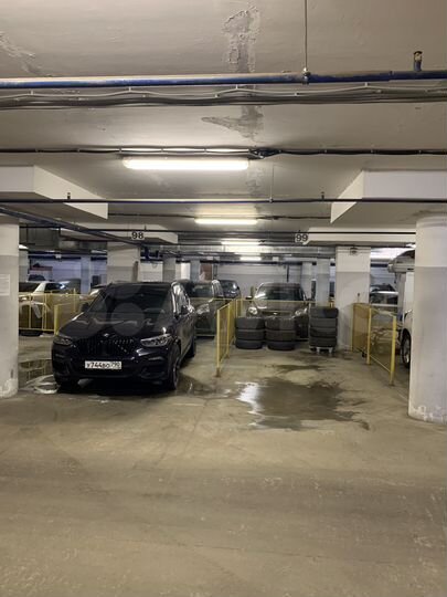 Машиноместо, 18 м²