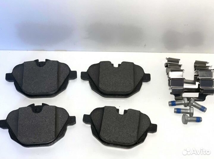 Колодки тормозные для BMW 34216796741