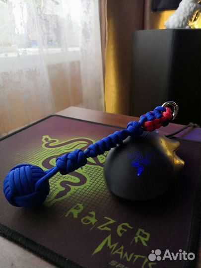 Обезьяний кулак из паракорда - темляк, брелок