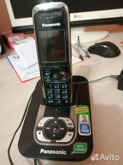 Радиотелефон Panasonic KX-TG8421RU