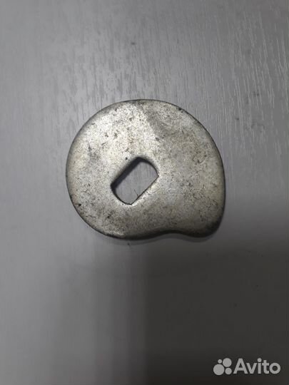 Эксцентрик колодок тормоза рабочего 375-3501117