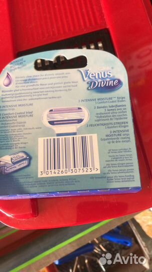 Женские бритвенные кассеты Gillette Venus divine