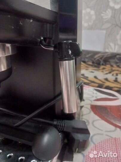 Кофемашина рожковая Delonghi EC 270