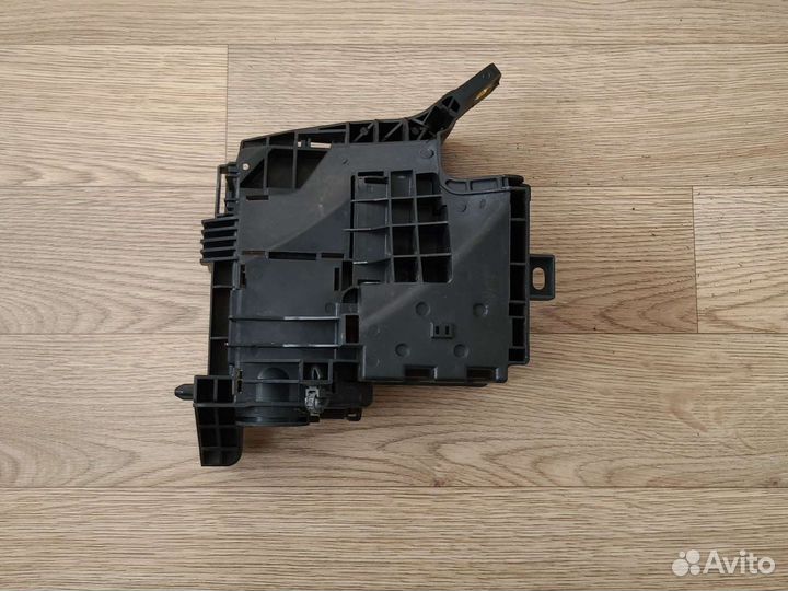 Корпус блока предохранителей Kia Ceed