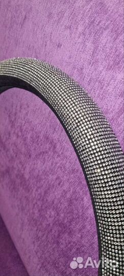 Оплетка на руль со стразами