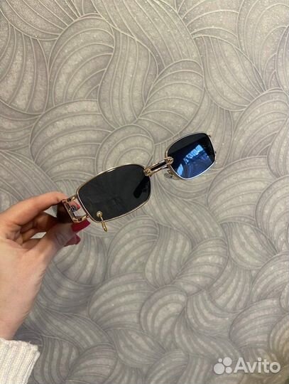 Солнцезащитные очки