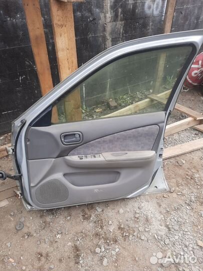 Дверь nissan sunny fb15