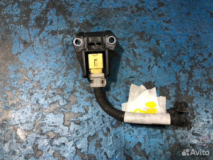 Датчик удара Lexus Ls460 USF40