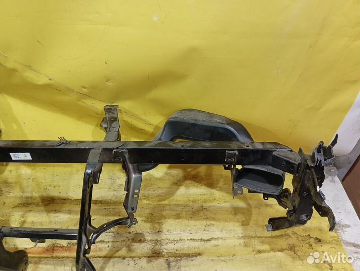 Усилитель торпедо Audi A4 B9 2015 Ауди а 4