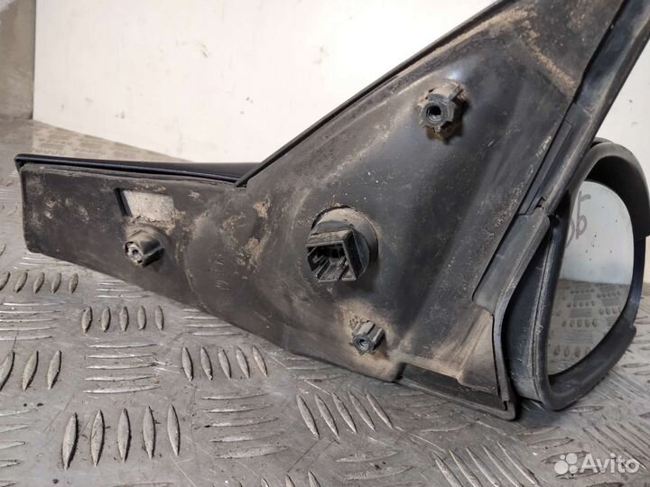 Зеркало правое Opel Vectra B